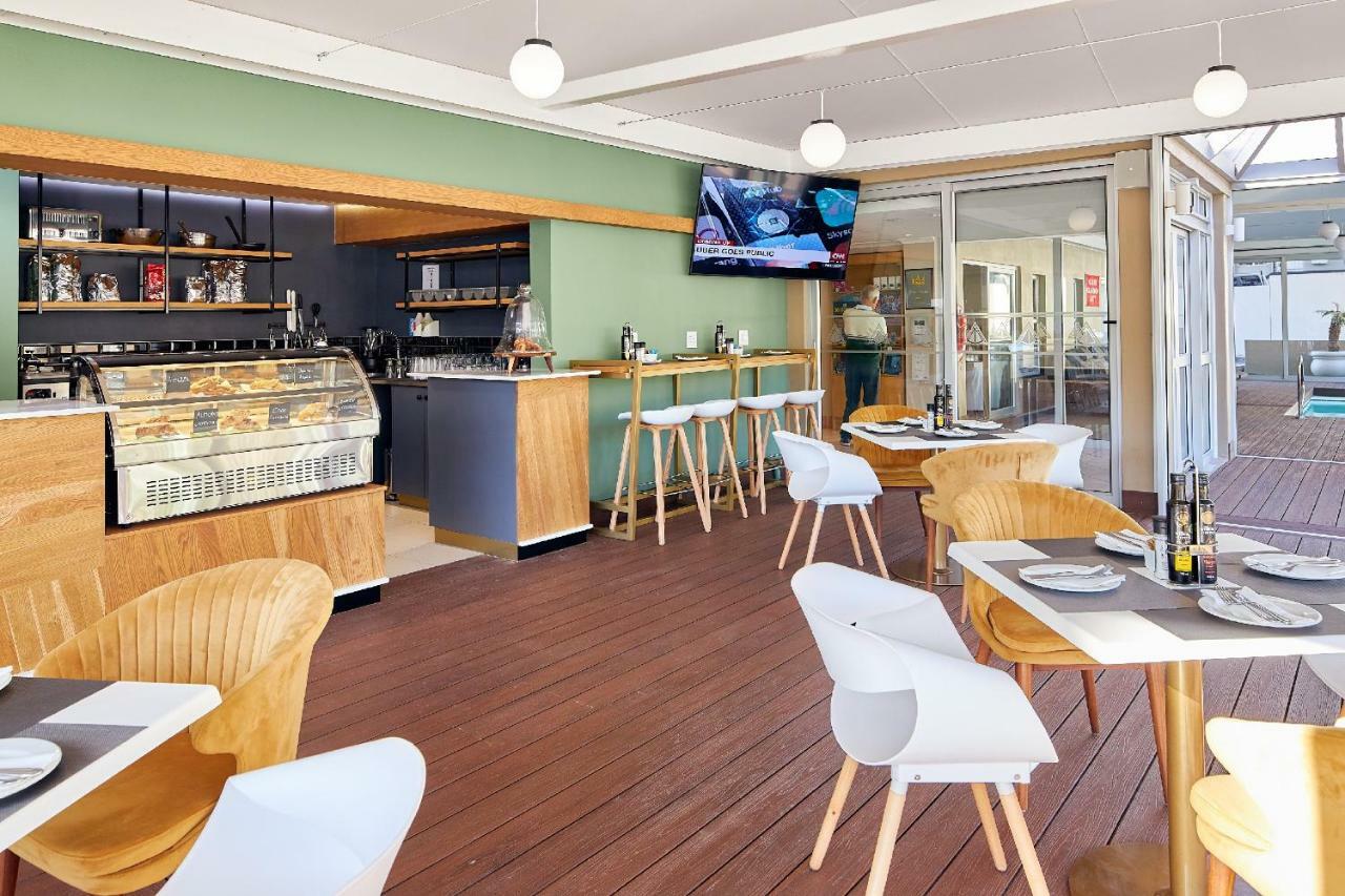 Apartment First Group Mount Sierra Cape Town